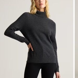 NWT Quince Cashmere Turtleneck Sweater